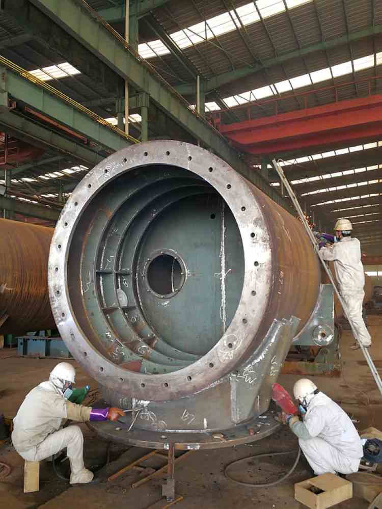 Mare_Harbour_Steel_Dolphin_Pipes _Falkland_Islands_5_Butt-Welding